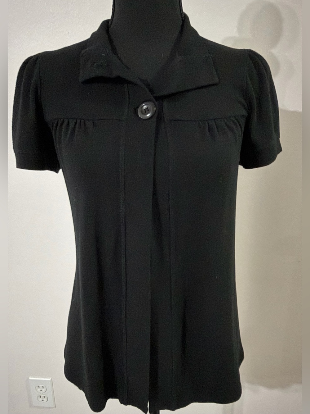 Eyelash Couture Black Short-Sleeve Button-Front top